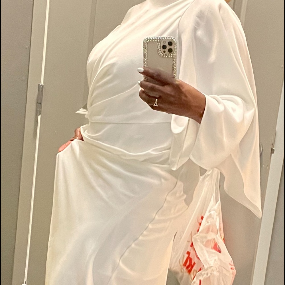 White Dress - Picture 5 of 6
